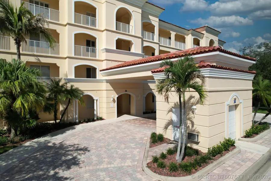 34 Harbour Isle Drive W #204, Fort Pierce, FL 34949 - #2