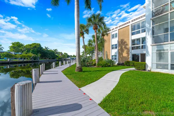 Address Withheld By Seller, Oakland Park, FL 33334