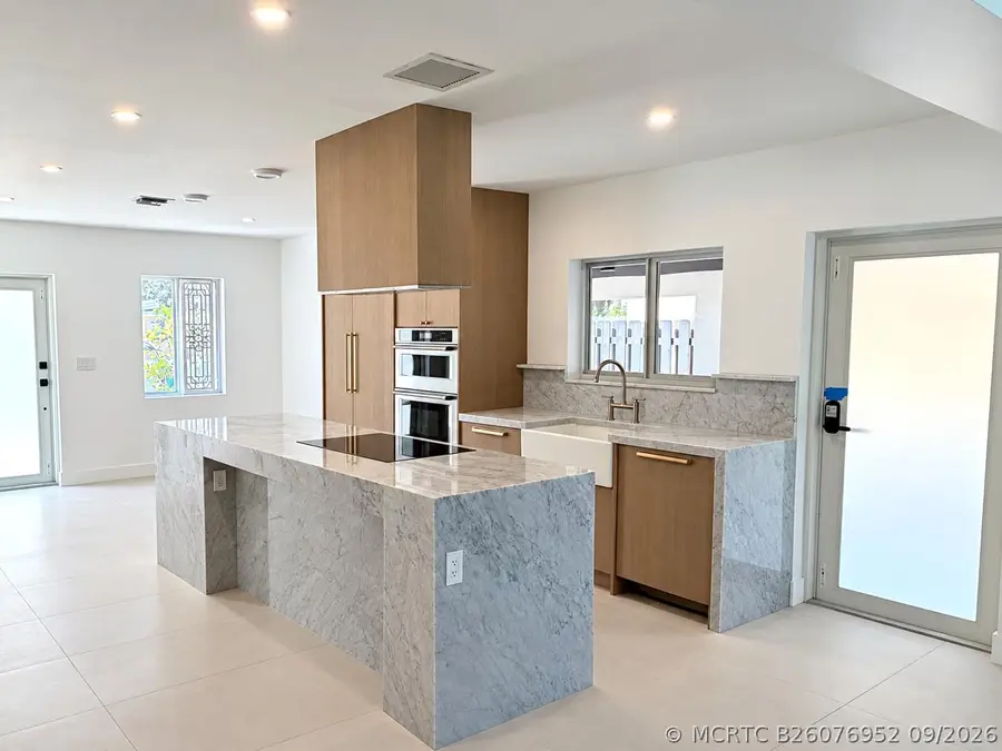 1516 NE 15th Avenue, Fort Lauderdale, FL 33304 - #3