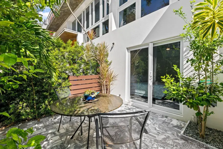 900 NE 4th Street #B4, Fort Lauderdale, FL 33301 - #3