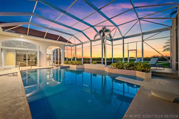 64 Cayman Place, Palm Beach Gardens, FL 33418