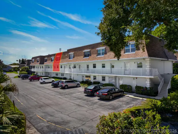 1901 Indian River Boulevard #C207, Vero Beach, FL 32960