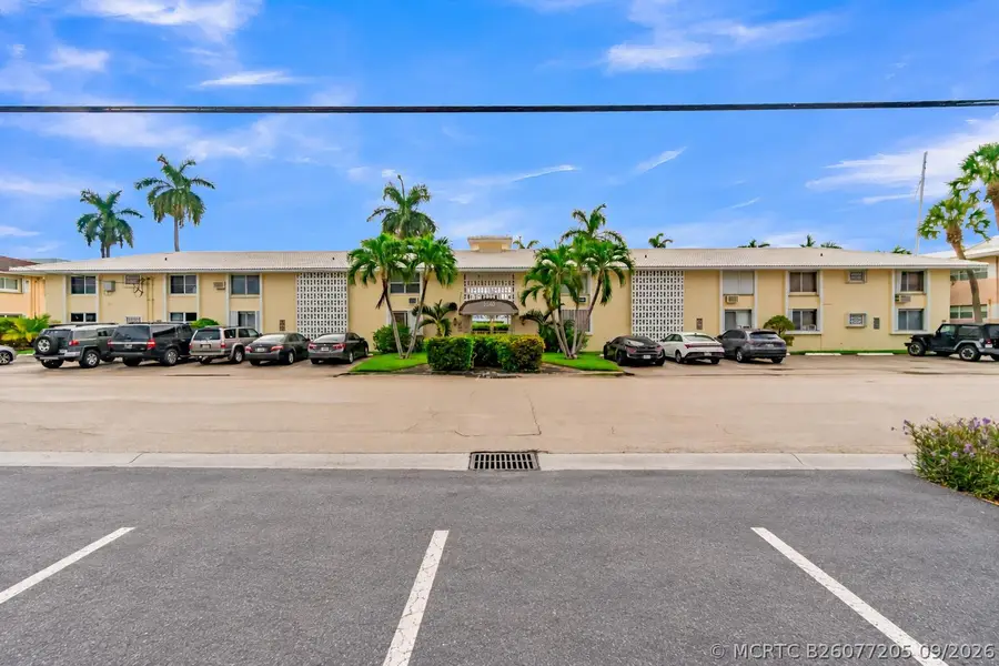 2840 NE 33rd Court #2, Fort Lauderdale, FL 33306 - #3
