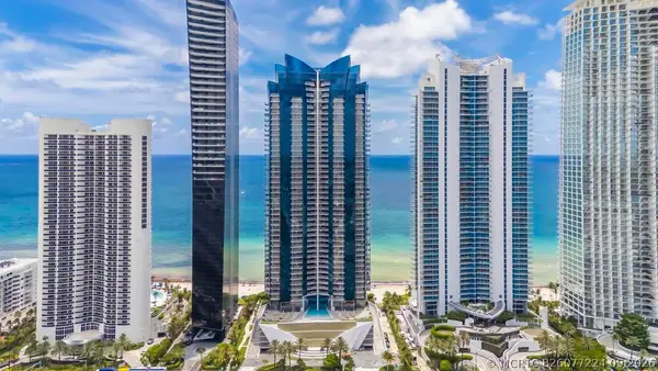 17121 Collins Avenue #2207, Sunny Isles Beach, FL 33160