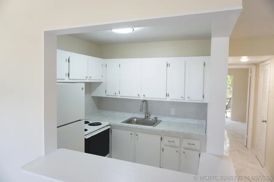 33 Windsor B, West Palm Beach, FL 33417 - #2