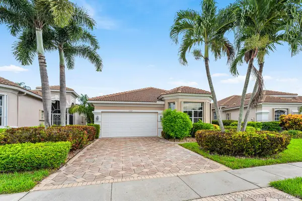 6947 Fairway Lakes Drive, Boynton Beach, FL 33472
