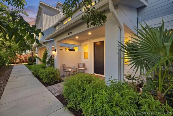 4178 S Longwood Lake Square, Loxahatchee, FL 33470