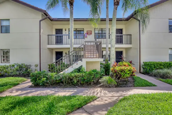 7690 Tahiti Lane, Greenacres, FL 33467
