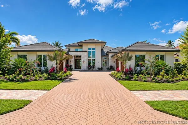 104 SE Rio Casarano, Port St Lucie, FL 34984