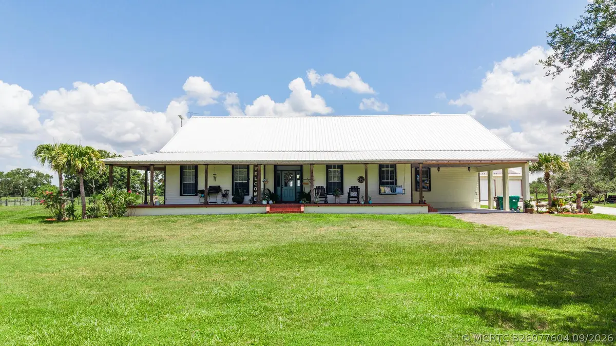 8661 E Center Street, Okeechobee, FL 34974 - #1