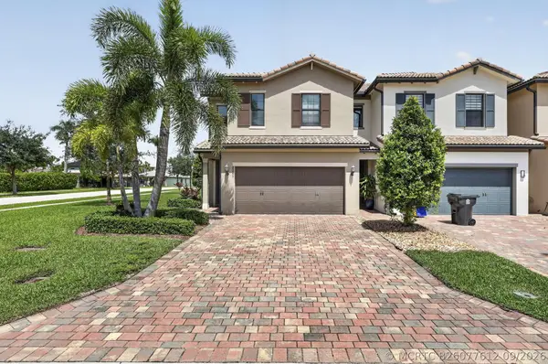 8245 Cadre Noir Road, Lake Worth, FL 33467