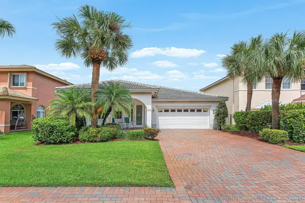 310 Venice Boulevard #310, Royal Palm Beach, FL 33411