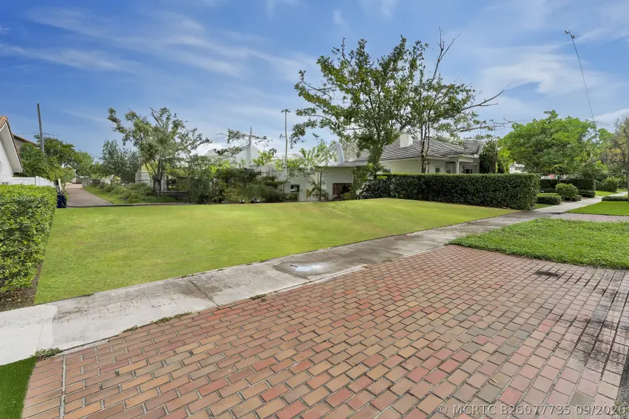 805 SE 10th Street, Fort Lauderdale, FL 33316 - #2