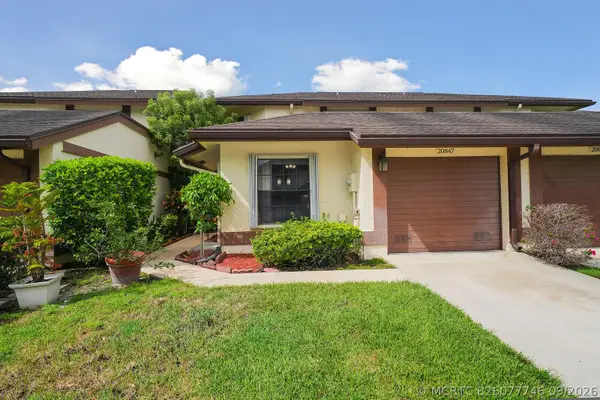 20847 Boca Ridge Drive N, Boca Raton, FL 33428