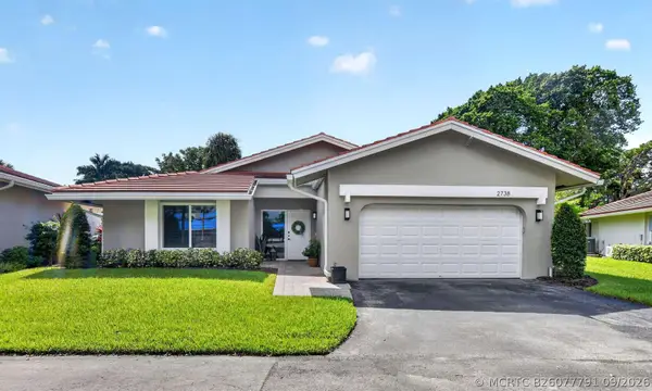 2738 Deer Creek Kelly Brooke Lane, Deerfield Beach, FL 33442