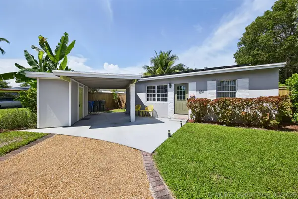 201 NE 16th Court, Fort Lauderdale, FL 33305