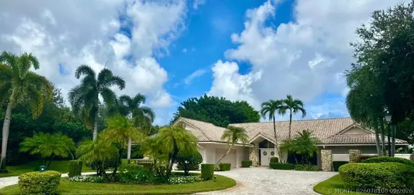 9 Alnwick Road, Palm Beach Gardens, FL 33418