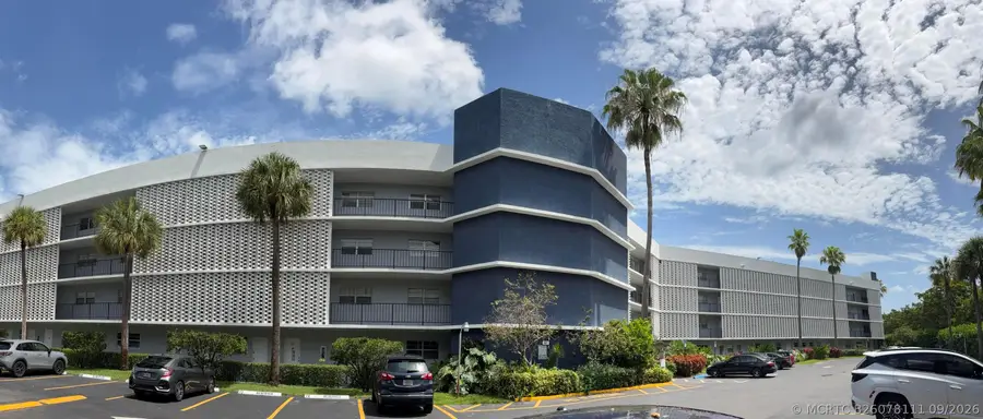 879 NE 195th Street #Apt 227, Miami, FL 33179 - #2
