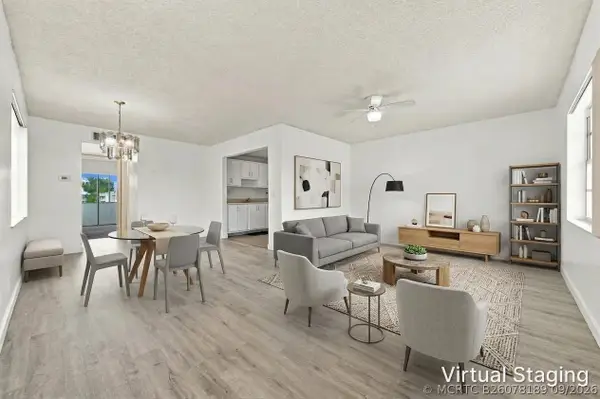 809 Flanders Q, Delray Beach, FL 33484