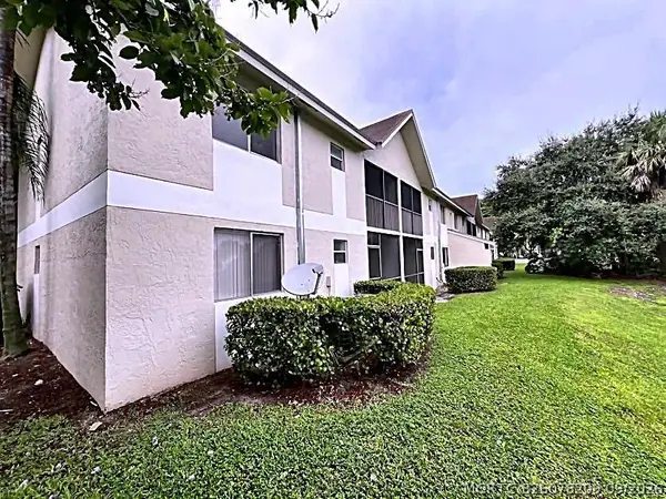 719 Gardens Drive #206, Pompano Beach, FL 33069