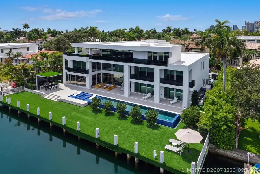 414 Royal Plaza Drive, Fort Lauderdale, FL 33301 - #2
