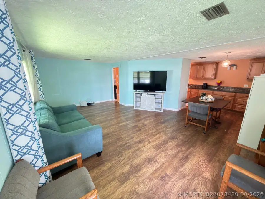 7337 SE Swan Avenue, Hobe Sound, FL 33455 - #3