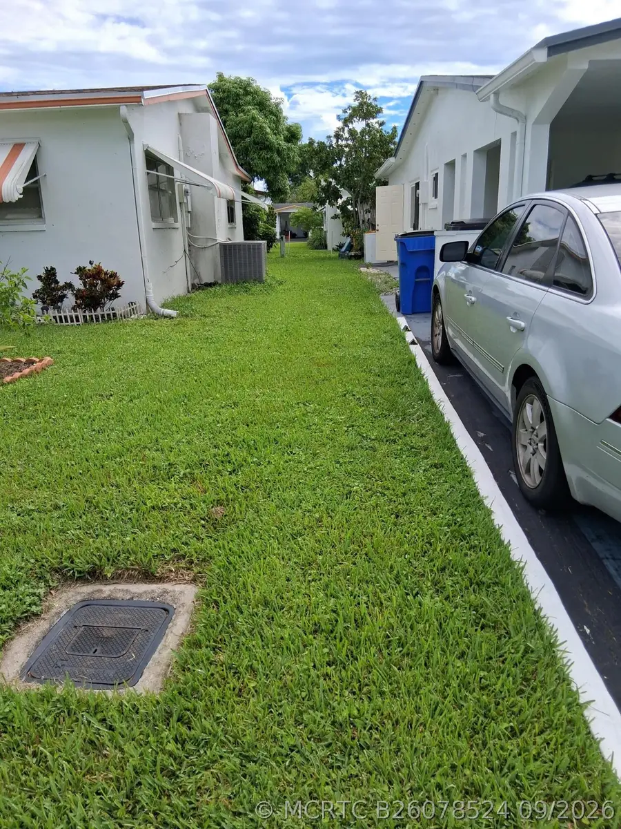 4250 NW 49th Terrace, Lauderdale Lakes, FL 33319 - #3