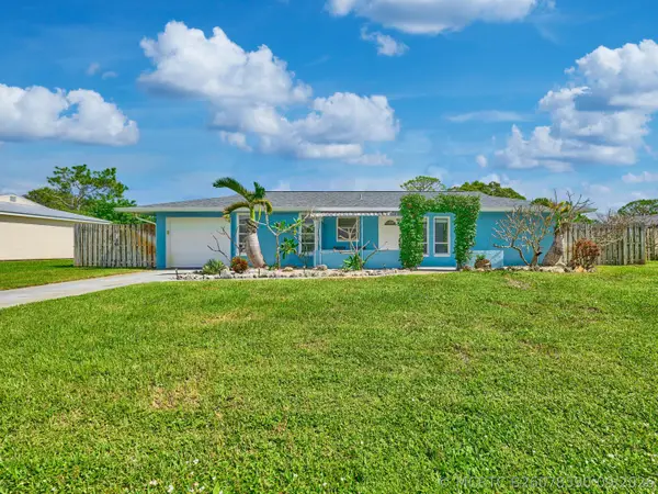1341 SE Mohave Street, Port St Lucie, FL 34952