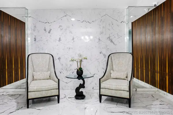 2860 S Ocean Boulevard #209, Palm Beach, FL 33480