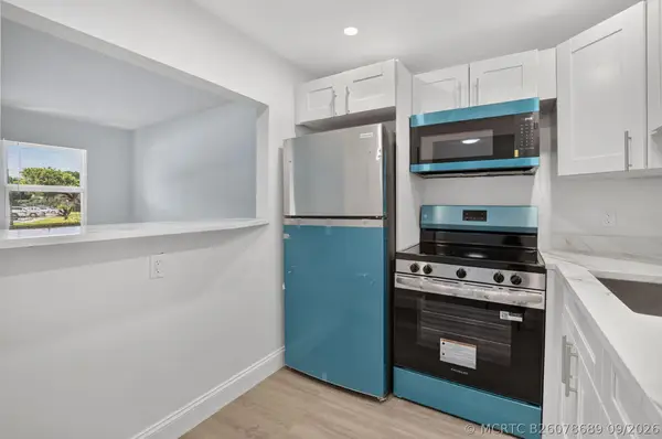 1038 Berkshire B, Deerfield Beach, FL 33442