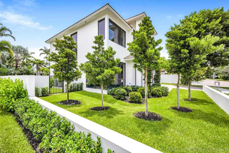 445 NE 11th Avenue, Fort Lauderdale, FL 33301 - #3