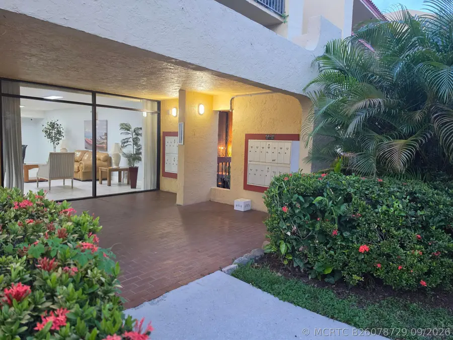 733 SE 1st Way #102, Deerfield Beach, FL 33441 - #3
