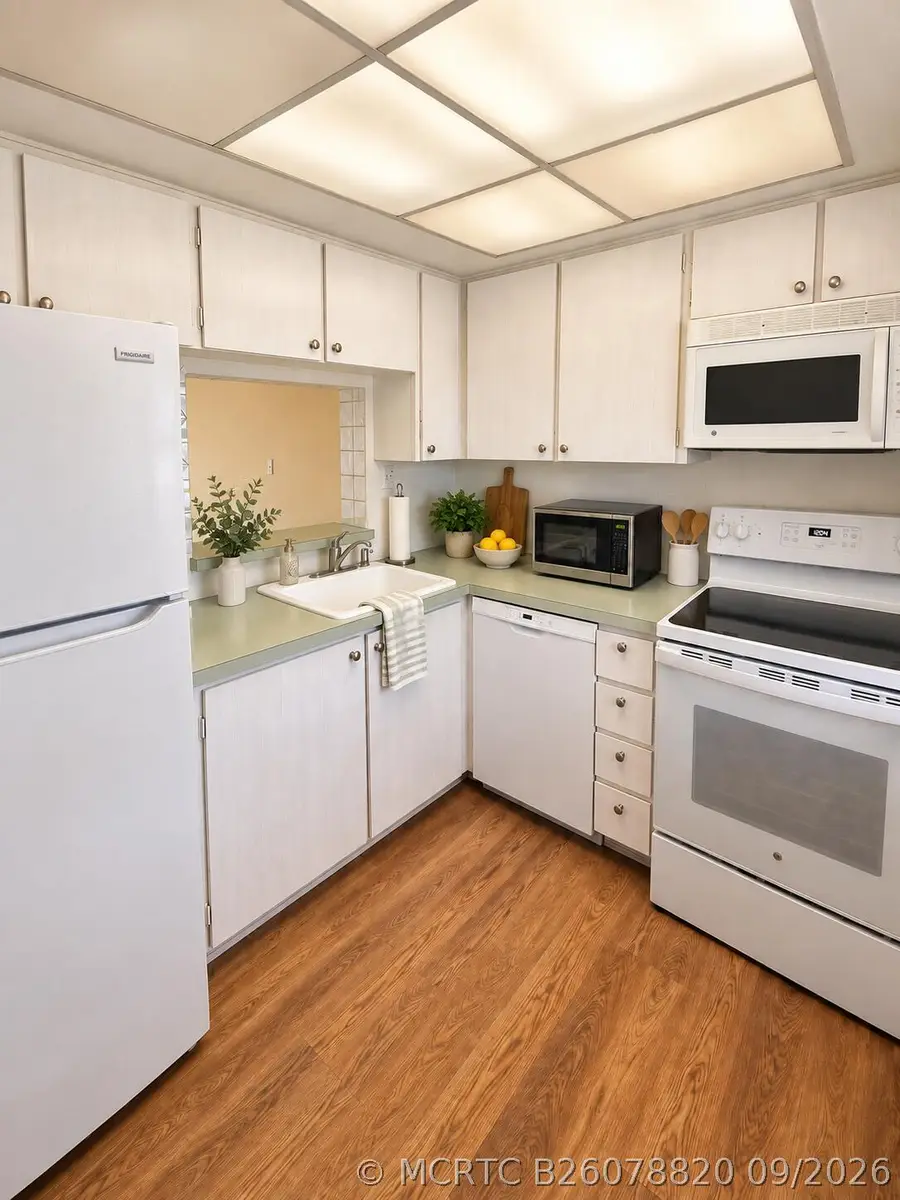 5580 Tamberlane Circle #334, Palm Beach Gardens, FL 33418 - #3