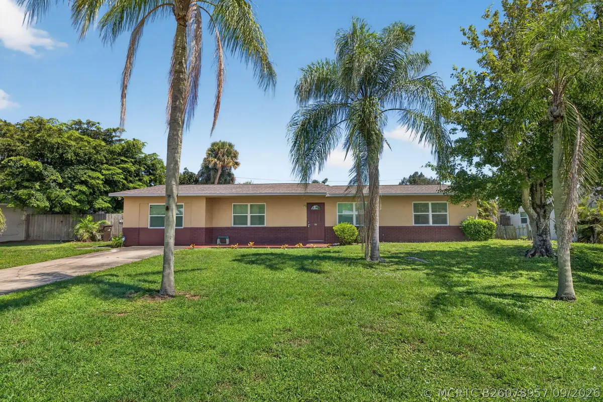 921 SE Flamingo Avenue, Stuart, FL 34996 - #1
