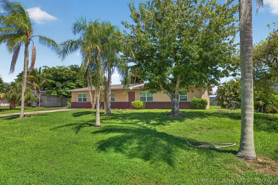 921 SE Flamingo Avenue, Stuart, FL 34996 - #2