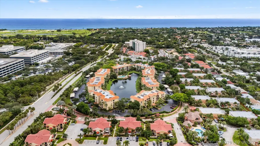 24 Uno Lago Drive, Juno Beach, FL 33408 - #2