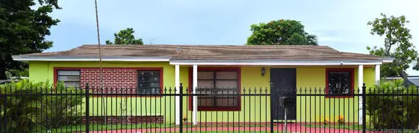 Address Withheld By Seller, Miami Gardens, FL 33055