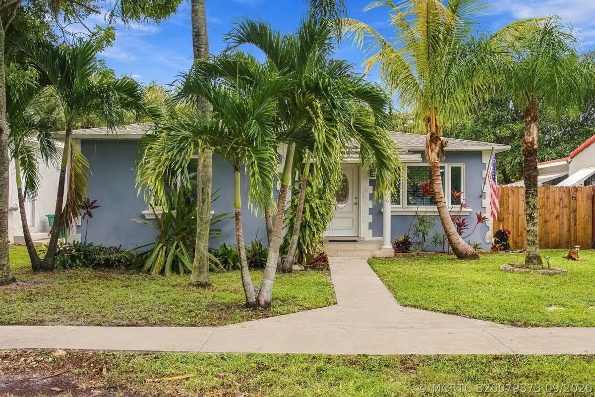 245 SW 5th Street, Dania Beach, FL 33004 - #1
