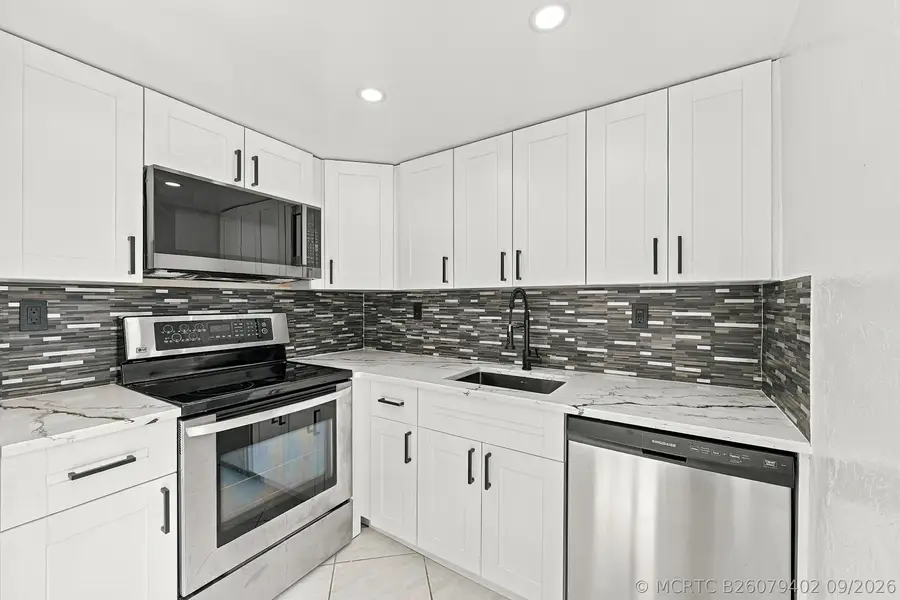 541 Burgundy L #541, Delray Beach, FL 33484 - #2