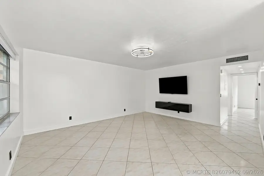 541 Burgundy L #541, Delray Beach, FL 33484 - #3
