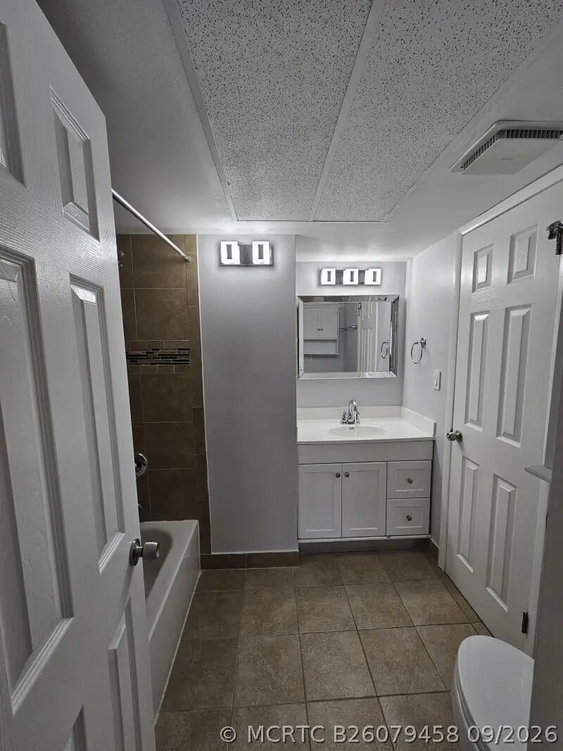 3105 Oakland Shores Drive #j204, Oakland Park, FL 33309 - #2