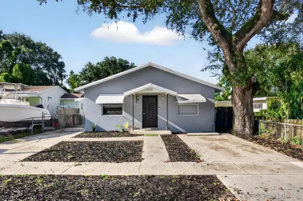 5715 Garfield Street, Hollywood, FL 33021