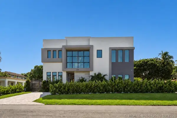 399 NE Spanish Court, Boca Raton, FL 33432