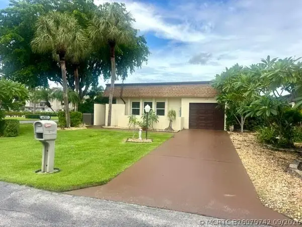 6787 Starkeys Place, Lake Worth, FL 33467