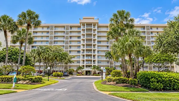 3510 Oaks Way #408, Pompano Beach, FL 33069
