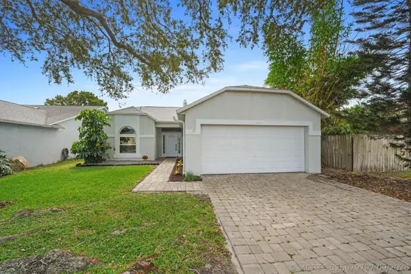 1563 Dandelion Drive, Melbourne, FL 32935
