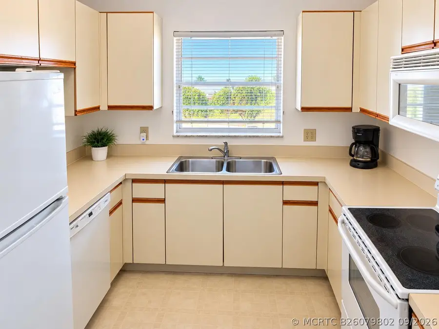 10 Lake Vista Trail #206, Port Saint Lucie, FL 34952 - #3