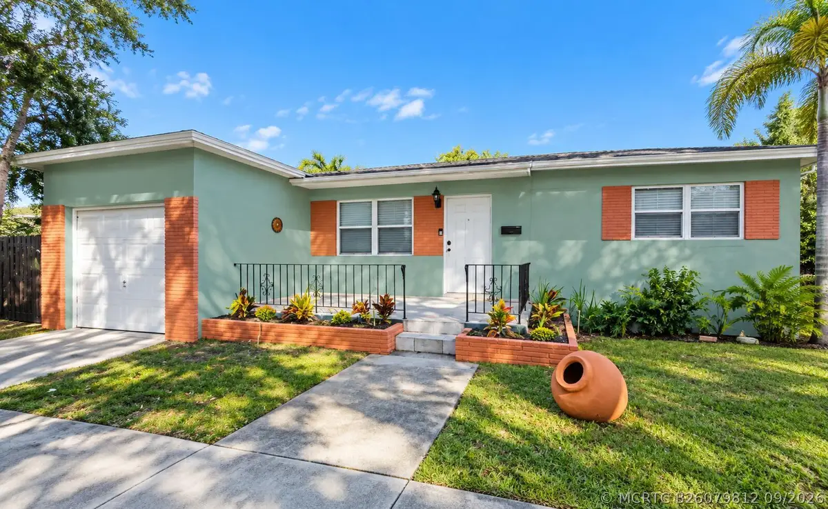 805 S 26th Avenue, Hollywood, FL 33020 - #1