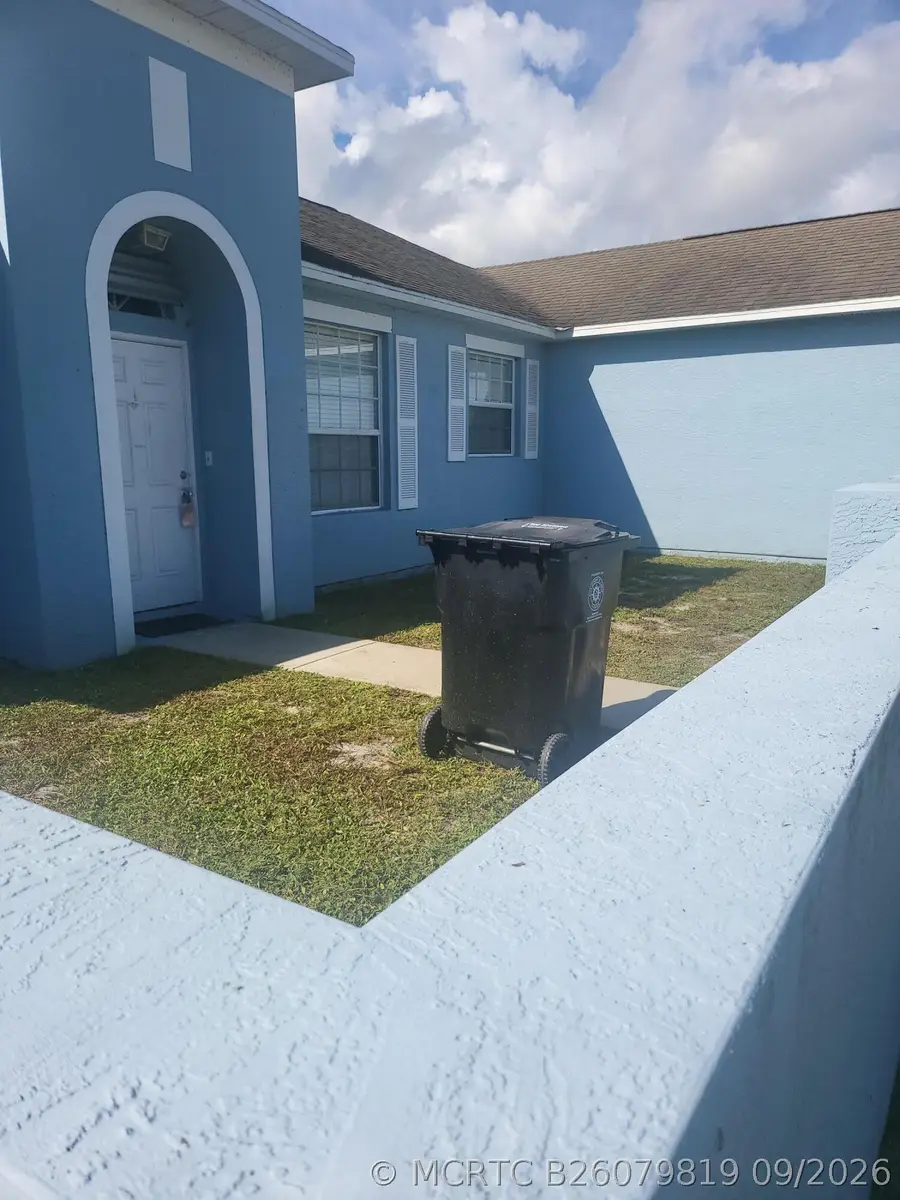 558 SW Halifax Avenue, Port Saint Lucie, FL 34953 - #3