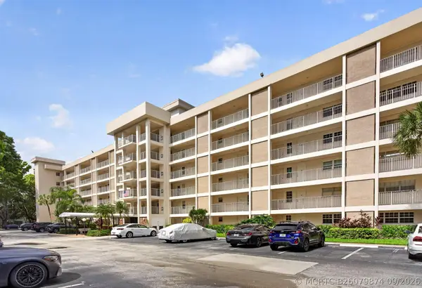 2901 S Palm Aire Drive #610, Pompano Beach, FL 33069